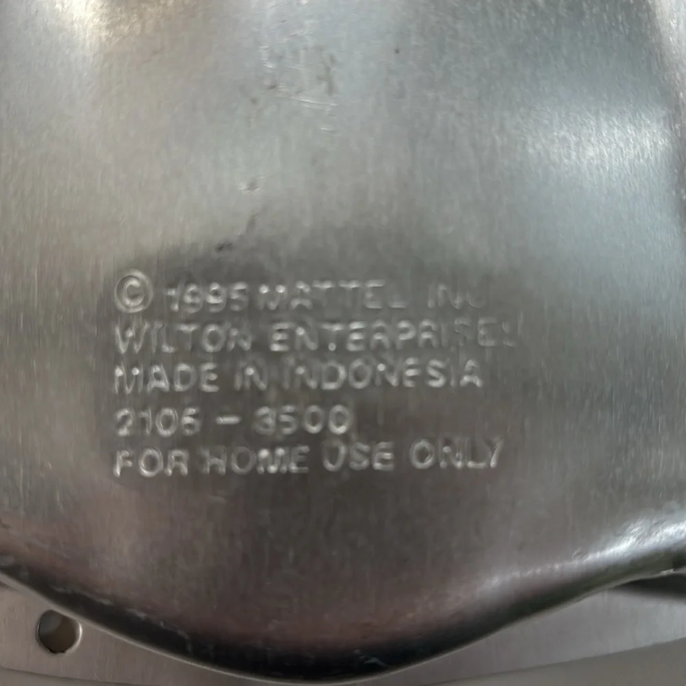VTG 1995 Wilton Mattel‎ Barbie Cake Pan 2105-3500